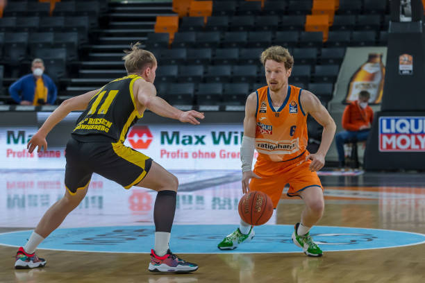 竞争的末班 竞争的末班