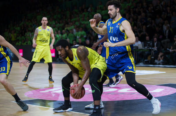 在转会市场 在转会市场