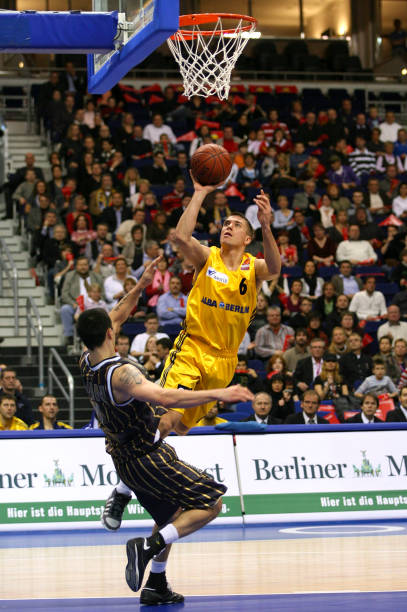 1绝地反击 1绝地反击